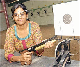 திருமதி GUN ம்மா !