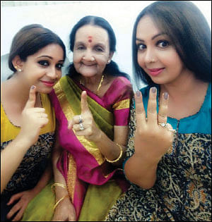 `அம்மணி' பாட்டியும் டப்ஸ்மாஷ் பேத்தியும்!