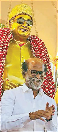 ஒரிஜினல் ரஜினியா... டூப்ளிகேட் எம்.ஜி.ஆரா?