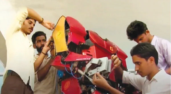 ``ஞான் அயர்ன் மேனாக்கும்''