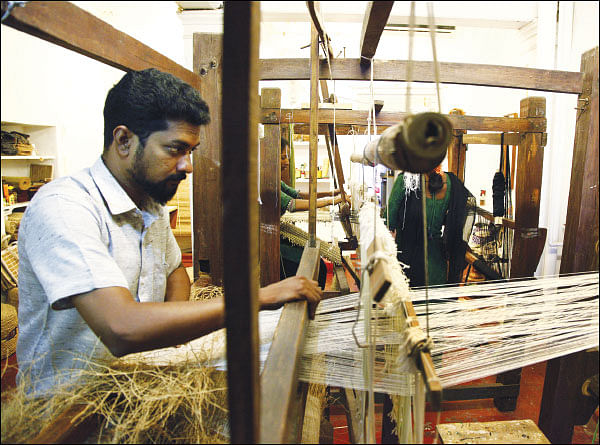 கொஞ்சம் ப்ளஸ்... நிறைய லாபம்! - லாபம் தரும் வெட்டிவேர்! - 08