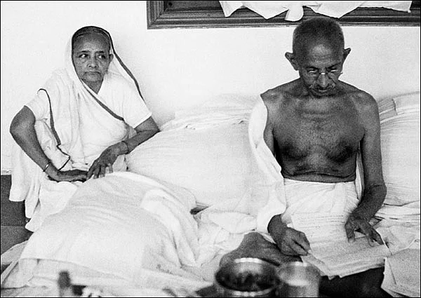 காந்திஜி - வாழ்வும்... வரலாறும்!