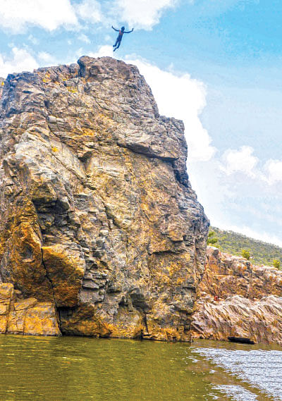 வெயில் - கவிதை