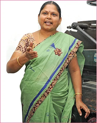 “பெண் பழி சுமத்தி வழக்கை முடிக்கப் பார்க்கிறார்கள்!”