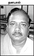 ''தூர் வாரும் பணிகளைத் தொடங்க வேண்டும்!''