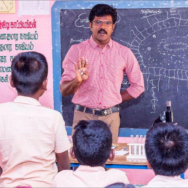 எழுத்துக்கு அப்பால்! - வெ.நீலகண்டன்