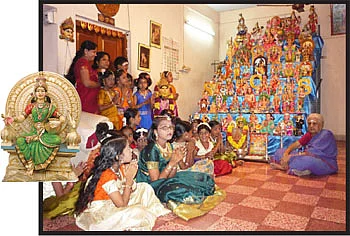 ரக்ஷ... ரக்ஷ... ஜெகன் மாதா!