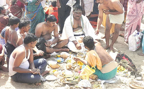 தினம் தினம் வழிபடுவோம்!