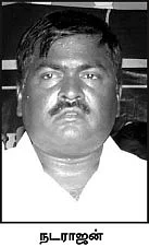 மீனவர்களை மிரட்டும் மணல் திட்டுகள்!