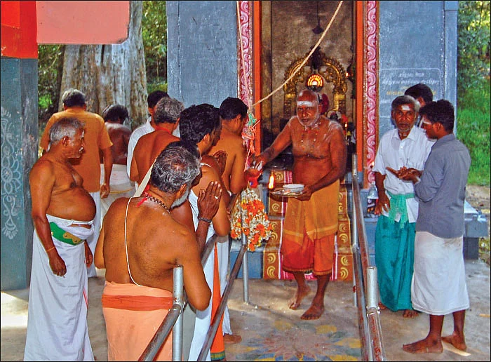 சித்தர்கள் போற்றும் அத்ரி மலை
