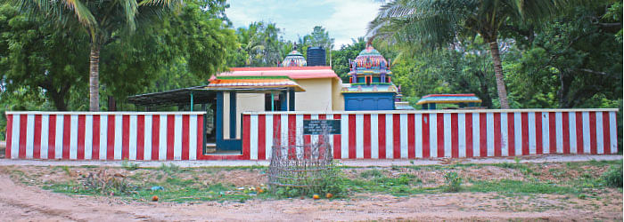 குறை தீர்க்கும் கோயில்கள் - 6 - அபூர்வ கோலத்தில் திருமகளும் துர்கையும்!