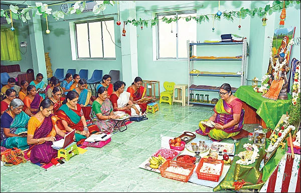 ‘கண்ணன் காட்டிய வழியில்’