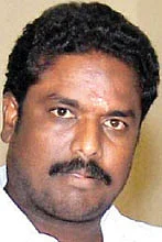 புதுவையில் ஆள்மாறாட்ட பாலிடிக்ஸ்!