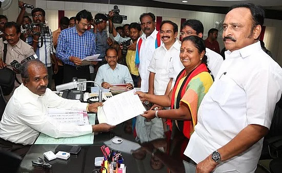 இல. கணேசன், ம.தி.மு.க, தி.மு.க. வேட்பாளர்கள் வேட்பு மனு தாக்கல் (படங்கள்)