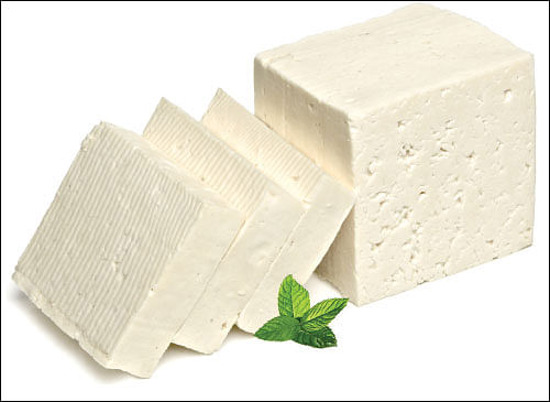 சீஸ் - வளரிளம் பெண்களுக்கு வளமான உணவு