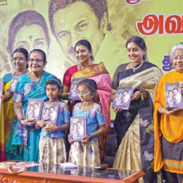 “தலைப்பிரசவத்தின் பரவசத்தை உணர்கிறேன்!”