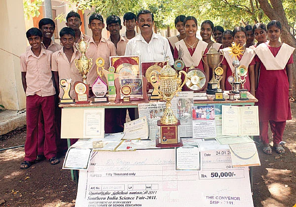 கனவு ஆசிரியர்