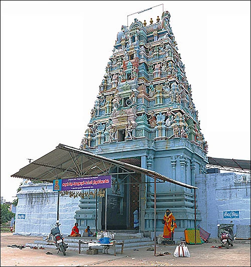கல்யாண வரம் தரும் கரபுரநாதர்!