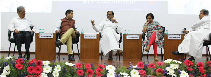 “கடன், முதலீடு, ஏற்றுமதி உயராமல், ஜி.டி.பி எப்படி உயரும்?”