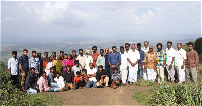 மலையும் அழகு... மனிதர்களும் அழகு...