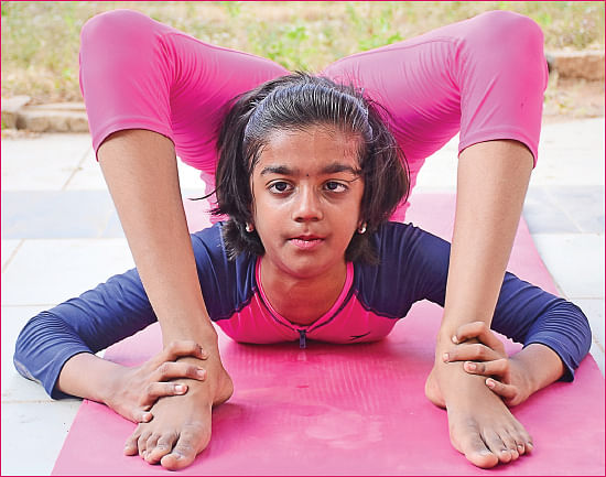 வயது 9, உலகச் சாதனை 14 - ‘யோகா’ பிரிஷா