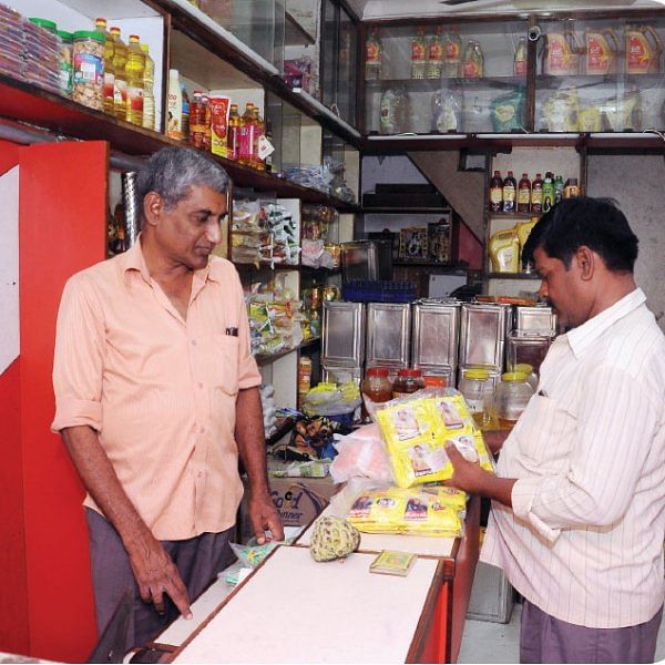 அங்காடித்தெரு - 3 - மதுரையின் பெருமை சொல்லும் மாசி வீதி!