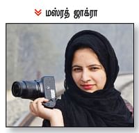 உயிருக்கும் மேலாக பணியை நேசிக்கும் பெண்கள்!