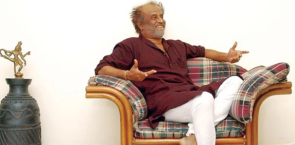 “மௌனமே என் ஆயுதமா..!”