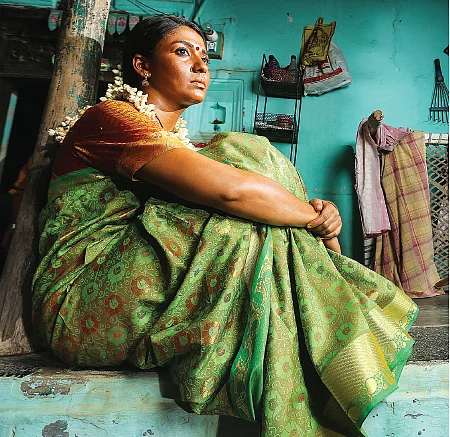 நயன்தாராவின் டபுள் ஆக்ஷன்! - அஞ்சாத யமுனா... வெள்ளந்தி பவானி...