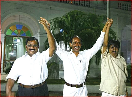 பொலிட்டிகல் பொடிமாஸ்!
