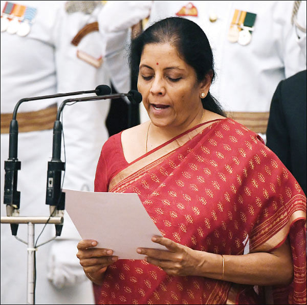 கவனிக்க வேண்டிய ராணுவத் துறை பங்குகள்!