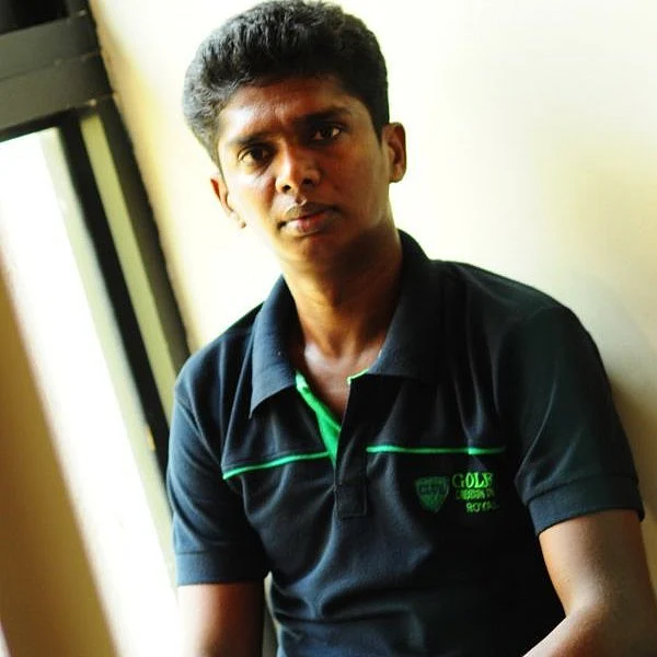 `நான் இழந்ததைக் கோமதி மாரிமுத்து பிடிச்சிருக்கா..!' - தடகள வீராங்கனை சாந்தி #GoamthiMarimuthu