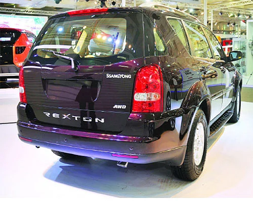 வருகிறது மஹிந்திரா XUV 700