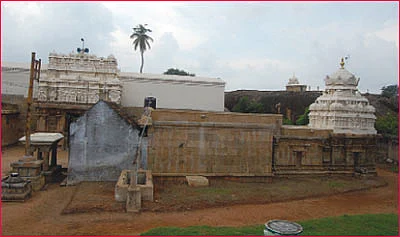 கல்விளக்கில் கார்த்திகை தீபம்!