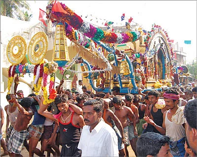 பெண்கள் வணங்கவேண்டிய ஏழு அற்புத ஆலயங்கள்!