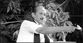 உங்க ஷூட்டிங் அந்தப் பக்கம்.. எங்க ஷூட்டிங் இந்தப் பக்கம்!