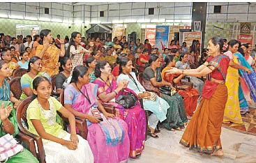 அசத்தல் பெண்கள் !