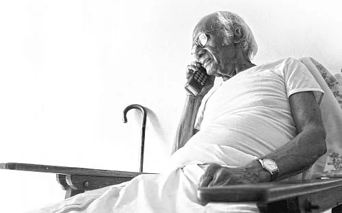"கடந்த கால வாழ்க்கை என்பது கழற்றிப்போட்ட பாம்புச் சட்டை!”