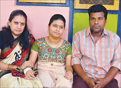 வசதி இல்லை... வாய்ப்பு இல்லை... மார்க்குகளுக்கோ குறைவில்லை!