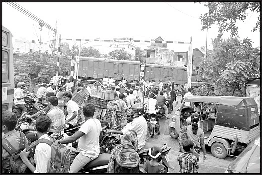 ''என்னைக் காப்பாத்துங்க!''