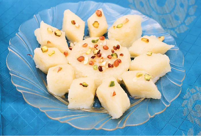கருப்பட்டியில் அல்வா... வெல்லத்தில் மைசூர்பாக்!