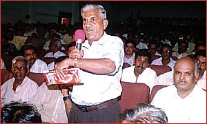 திருச்சியை திணறடித்த பண ஐடியா!