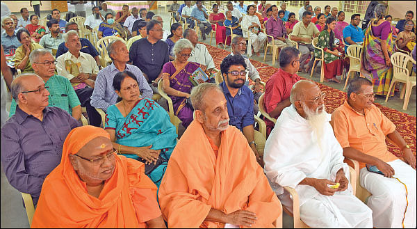 மலர்ந்தன மனப் பூக்கள்!
