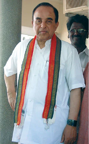 “காவிரியை வைத்து இங்கு அரசியல் செய்கிறார்கள்!”