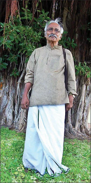 “எழுத்தாளர் எந்தக் கட்சியிலும் அடைபடக் கூடாது!”