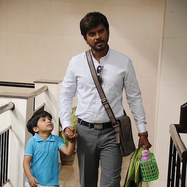 `எதைப் பேசணுமோ, அதை அப்படிக் காட்டியிருக்கணுமா பா.விஜய்?’ - `ஆருத்ரா’ விமர்சனம்