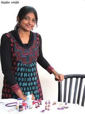 பிரமிக்க வைக்கும் பேப்பர் ஜுவல்ஸ்...