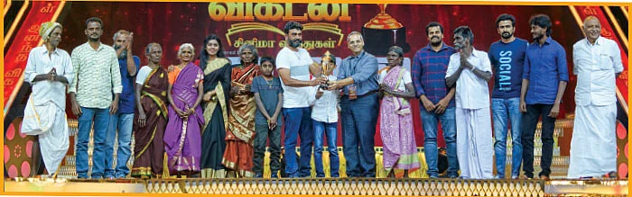 இது விகடன் மாஸ்!