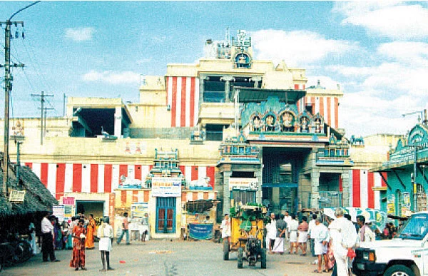 உங்கள் ராசிக்கு உகந்த கோயில்கள்!