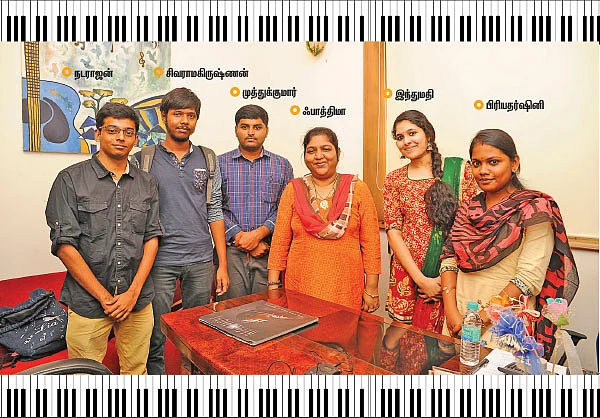 ஆசை! - இசைப்புயலின் இசைப் பள்ளியில்...